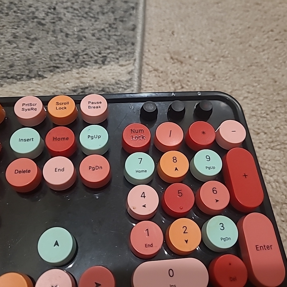 MOFII wireless keyboard Smk62338ag Keyboard Only! - Picture 3 of 6